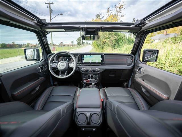 2025 Jeep Wrangler Rubicon (Stk: S658701) in Surrey - Image 10 of 47