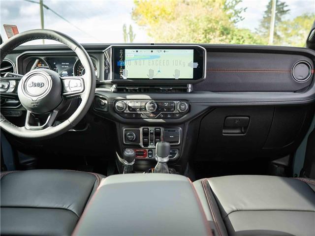 2025 Jeep Wrangler Rubicon (Stk: S658701) in Surrey - Image 16 of 47