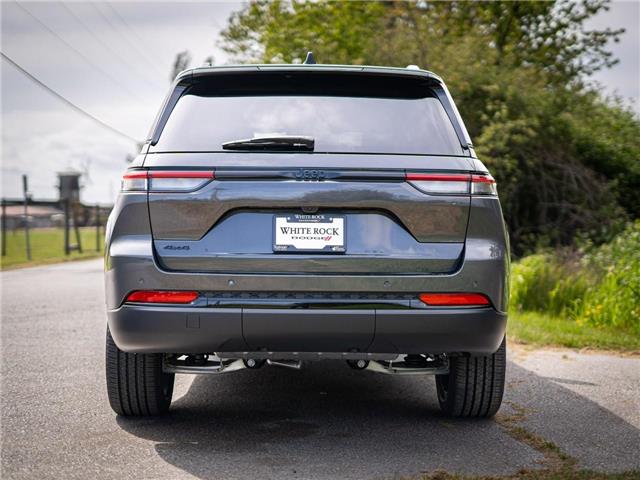 2025 Jeep Grand Cherokee Laredo (Stk: S323434) in Surrey - Image 5 of 21