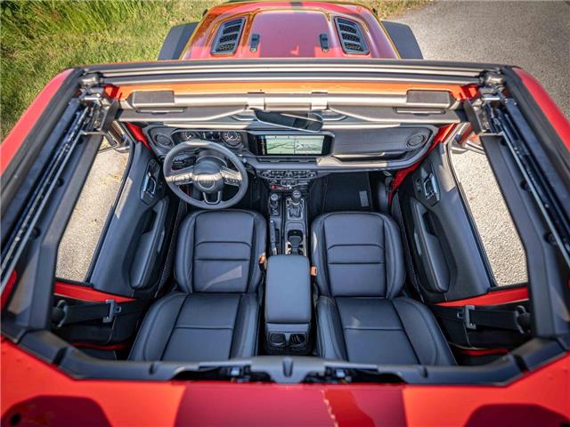2025 Jeep Wrangler Rubicon (Stk: S605576) in Surrey - Image 12 of 23