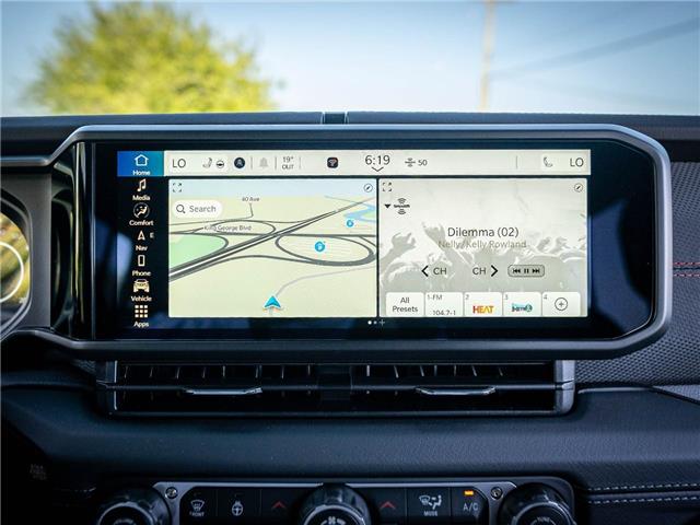 2025 Jeep Wrangler Rubicon (Stk: S605576) in Surrey - Image 14 of 23