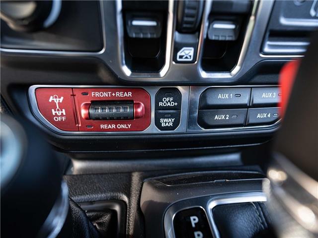 2025 Jeep Wrangler Rubicon (Stk: S605576) in Surrey - Image 17 of 23