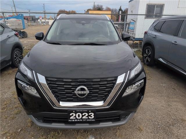 2023 Nissan Rogue SV Moonroof (Stk: P842) in Sarnia - Image 2 of 3