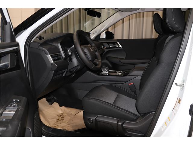 2026 Mitsubishi Outlander SE (Stk: T26061) in Edmonton - Image 12 of 32