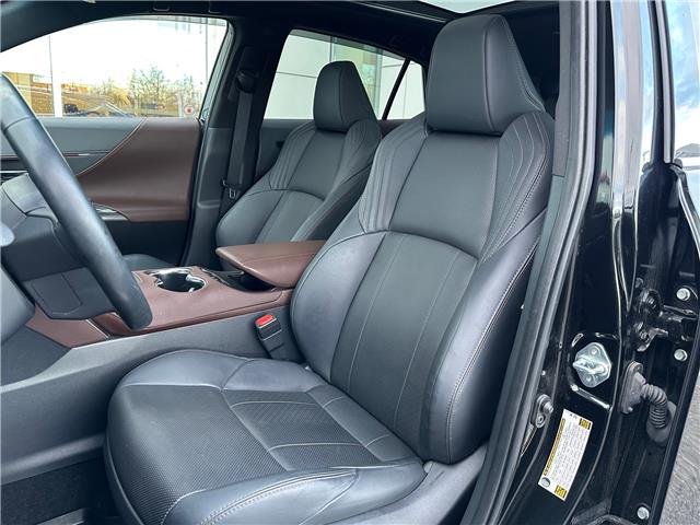 2024 Toyota Venza Limited (Stk: W6907) in Cobourg - Image 7 of 28