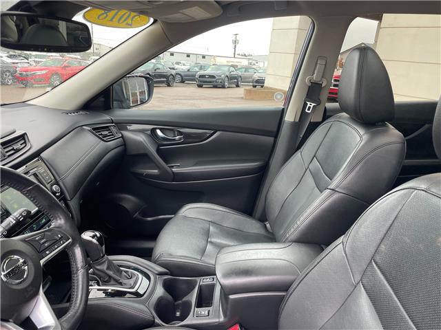 2018 Nissan Rogue SL in Charlottetown - Image 10 of 19