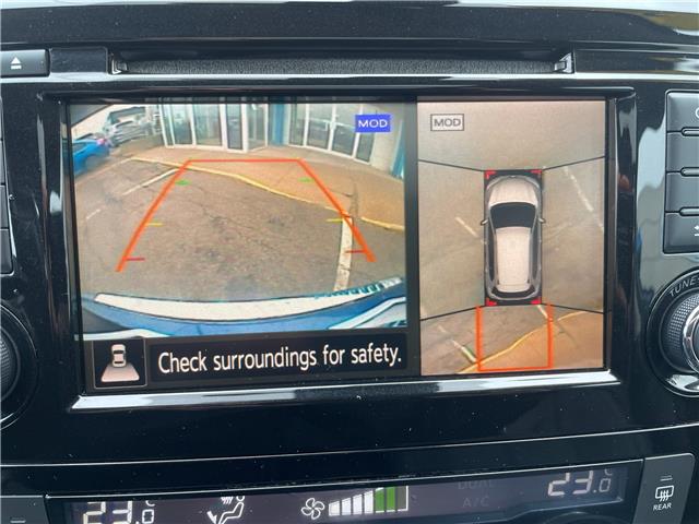 2018 Nissan Rogue SL in Charlottetown - Image 12 of 19