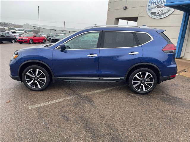 2018 Nissan Rogue SL in Charlottetown - Image 2 of 19
