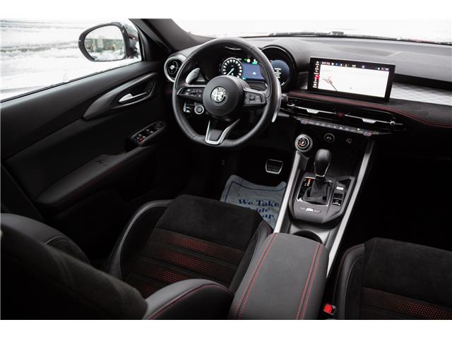 2023 Alfa Romeo Tonale Veloce (Stk: 23089D) in London - Image 12 of 31