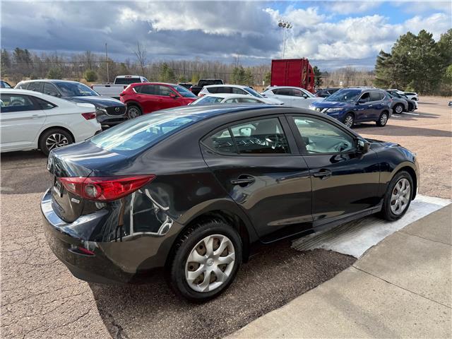 2018 Mazda Mazda3 GX (Stk: 24655) in Pembroke - Image 10 of 19