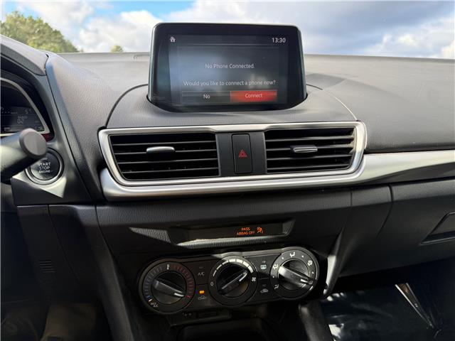 2018 Mazda Mazda3 GX (Stk: 24655) in Pembroke - Image 17 of 19