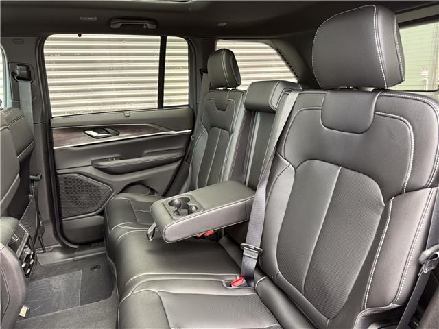 2025 Jeep Grand Cherokee Limited (Stk: 25568) in London - Image 13 of 31