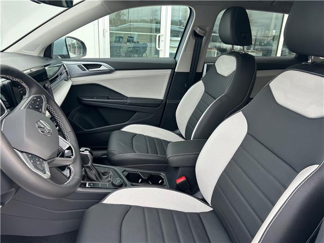 2026 Volkswagen Taos Highline (Stk: 13181) in Peterborough - Image 10 of 21 2026 Volkswagen Taos Highline (Stk: 13181) in Peterborough - Image 10 of 21