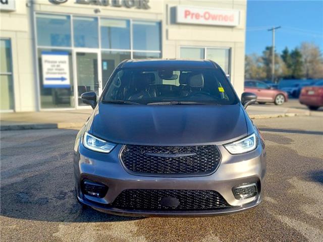 2022 Chrysler Pacifica Hybrid Touring-L (Stk: 2600751) in Regina - Image 2 of 38