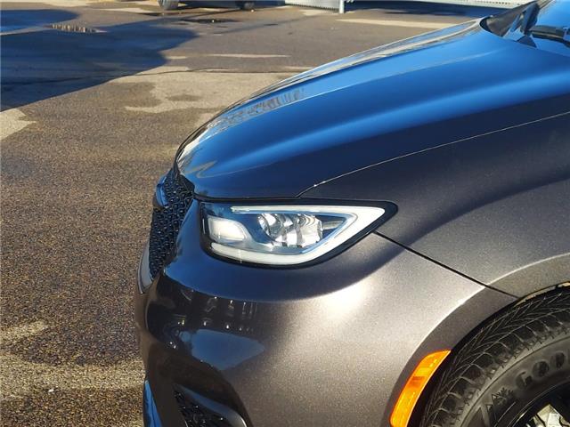 2022 Chrysler Pacifica Hybrid Touring-L (Stk: 2600751) in Regina - Image 7 of 38