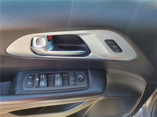 2022 Chrysler Pacifica Hybrid Touring-L (Stk: 2600751) in Regina - Image 15 of 38