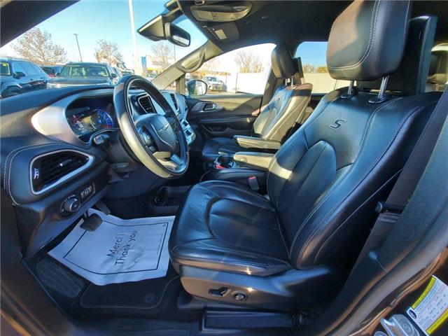 2022 Chrysler Pacifica Hybrid Touring-L (Stk: 2600751) in Regina - Image 17 of 38