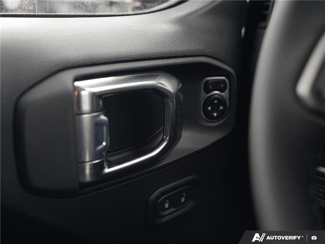 2026 Jeep Gladiator Sport S (Stk: T1011) in Hamilton - Image 16 of 25