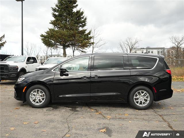 2026 Chrysler Pacifica Select (Stk: T8007) in Hamilton - Image 3 of 27 2026 Chrysler Pacifica Select (Stk: T8007) in Hamilton - Image 3 of 27