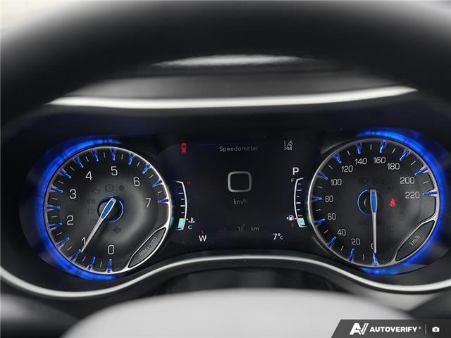 2026 Chrysler Pacifica Select (Stk: T8007) in Hamilton - Image 15 of 27 2026 Chrysler Pacifica Select (Stk: T8007) in Hamilton - Image 15 of 27