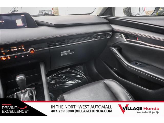 2020 Mazda Mazda3 GT (Stk: B8975) in Calgary - Image 30 of 32