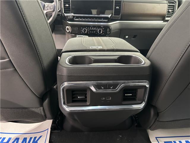 2026 Chevrolet Silverado 1500 High Country (Stk: 14071) in Roblin - Image 10 of 11