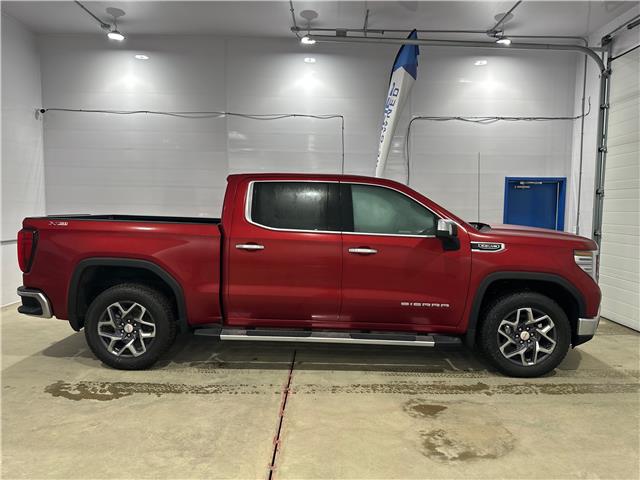 2026 GMC Sierra 1500 SLT (Stk: 14045) in Roblin - Image 2 of 14