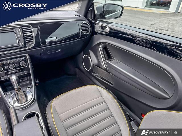 2019 Volkswagen Beetle 2.0 TSI Dune (Stk: 1V6663) in Kitchener - Image 14 of 21
