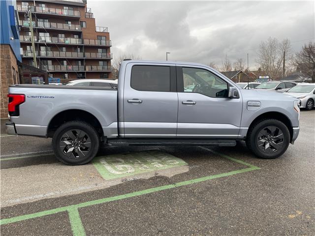 2022 Ford F-150 Lightning Lariat (Stk: R-22FOFSIL9217) in Calgary - Image 6 of 18