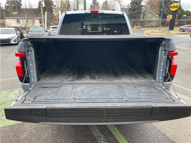 2022 Ford F-150 Lightning Lariat (Stk: R-22FOFSIL9217) in Calgary - Image 16 of 18