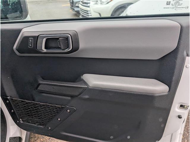 2022 Ford Bronco Big Bend (Stk: 19347) in Calgary - Image 10 of 25