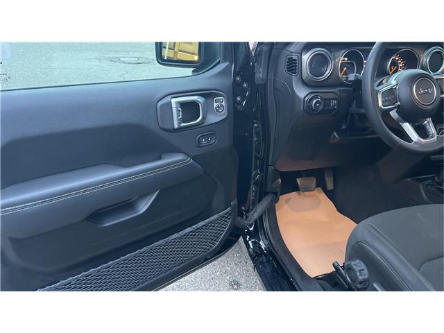 2023 Jeep Wrangler Sahara (Stk: 1332) in Kamloops - Image 10 of 27