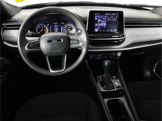 2025 Jeep Compass Sport (Stk: L634) in Calgary - Image 13 of 20