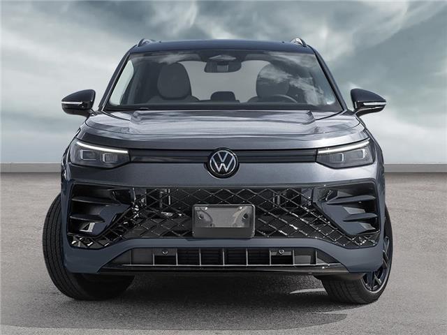 2026 Volkswagen Tiguan Comfortline R-Line Black Edition (Stk: CVW1136) in Cambridge - Image 2 of 7