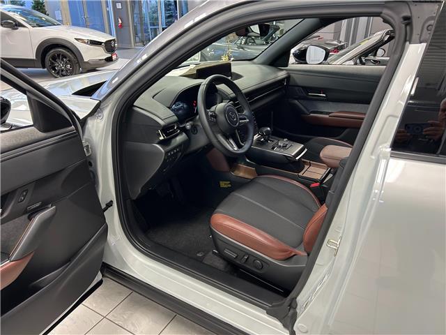2023 Mazda MX-30 EV GT (Stk: M5245) in Sarnia - Image 3 of 7