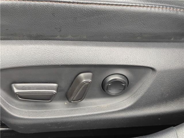 2020 Toyota Camry Hybrid XLE (Stk: 522434) in Ottawa - Image 10 of 35