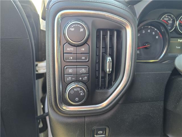 2019 Chevrolet Silverado 1500 RST in Saskatoon - Image 8 of 13