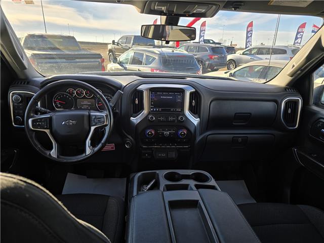 2019 Chevrolet Silverado 1500 RST in Saskatoon - Image 10 of 13