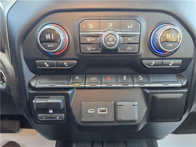 2019 Chevrolet Silverado 1500 RST in Saskatoon - Image 11 of 13