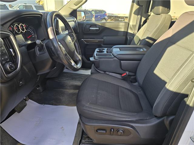 2019 Chevrolet Silverado 1500 RST in Saskatoon - Image 9 of 13