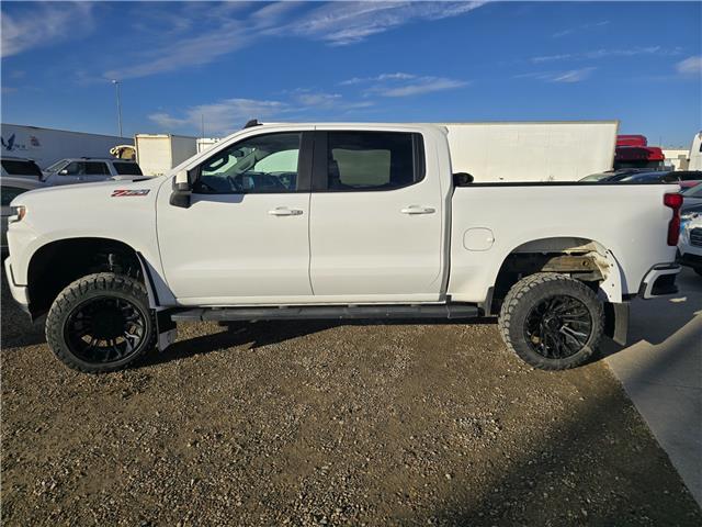 2019 Chevrolet Silverado 1500 RST in Saskatoon - Image 4 of 13
