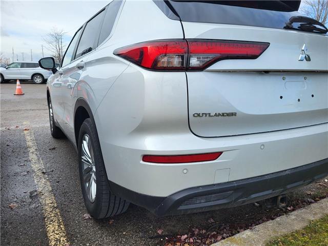 2022 Mitsubishi Outlander  (Stk: S0140A) in Barrie - Image 9 of 50