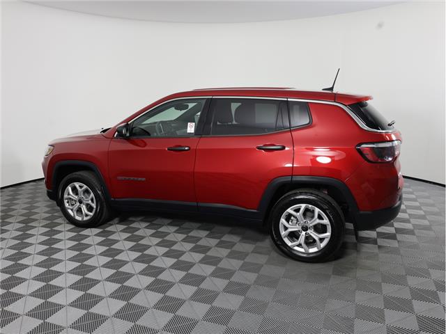 2025 Jeep Compass Sport (Stk: L634) in Calgary - Image 9 of 20