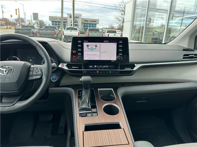 2022 Toyota Sienna LE 8-Passenger (Stk: W6924) in Cobourg - Image 16 of 26 2022 Toyota Sienna LE 8-Passenger (Stk: W6924) in Cobourg - Image 16 of 26