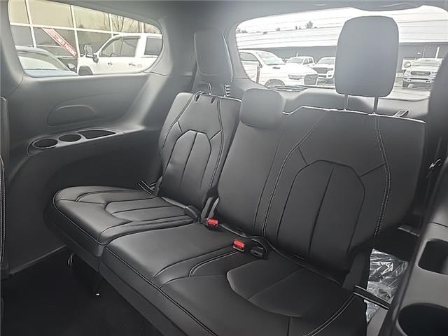 2026 Chrysler Grand Caravan SXT (Stk: T033) in Miramichi - Image 12 of 14