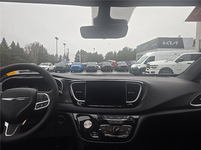 2026 Chrysler Grand Caravan SXT (Stk: T033) in Miramichi - Image 13 of 14