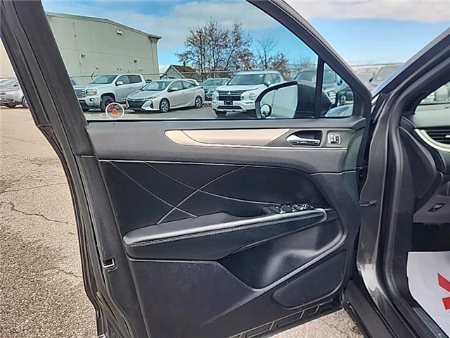 2018 Lincoln MKC Select (Stk: U3317) in Cambridge - Image 11 of 35
