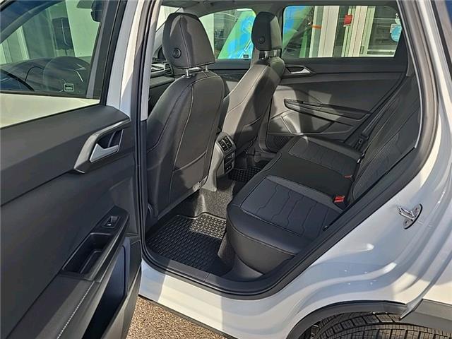 2026 Volkswagen Taos Comfortline Black Edition (Stk: 26260) in Lethbridge - Image 11 of 23
