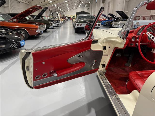 1958 Chevrolet Corvette C-1 (Stk: 102803) in Watford - Image 18 of 37