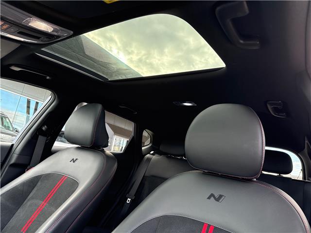 2024 Hyundai Kona 1.6T N Line Ultimate w/Two-Tone Roof (Stk: 35546A) in Scarborough - Image 15 of 20